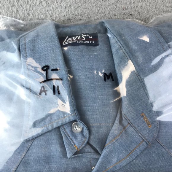 Vintage 70s LEVI'S Chambray Work Shirt button up size M - Picture 9 of 9